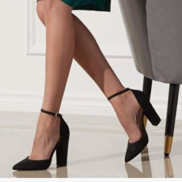 Aldo Elegant Black Ankle Strap Heels Size 6.5 - Picture 1 of 8